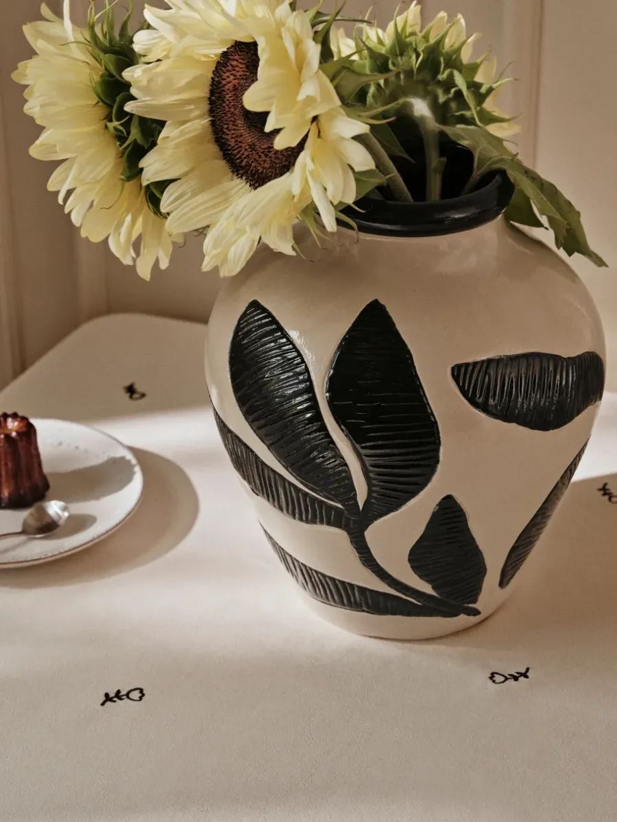 Broste Copenhagen Herbert vaas 40 cm, Black-rainy day green< Vazen