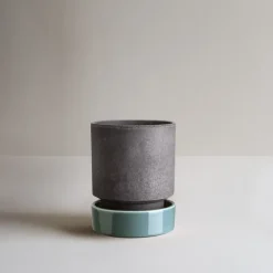 Bergs Potter Hoff pot, Ø18 cm, Raw Grey-Misty Blue< Bloempotten