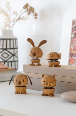 Hoptimist Dog S figuur, Oak< Houten Beelden