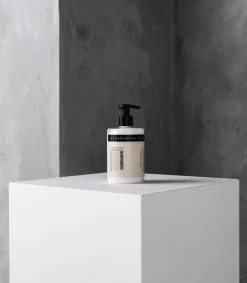 Humdakin handcrème 300 ml, Chamomile & sea buckthorn< Zeep & Crèmes