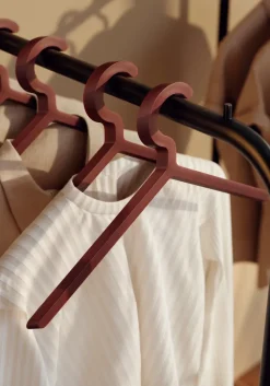 Woud Illusion hanger 3-pack, Dieprood< Haken & Hangers|Kapstokken & Hangrekken
