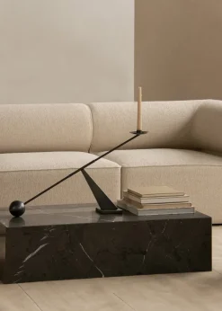 Audo Copenhagen Interconnect kandelaar 70 cm, Bronzed brass< Kandelaars