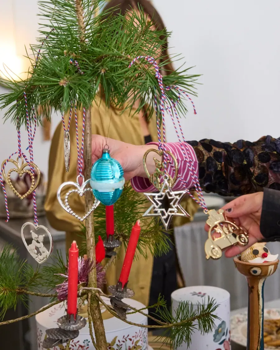 Rosendahl Karen Blixen kussende elfjes 6,5 cm, Verguld< Kerstdecoraties
