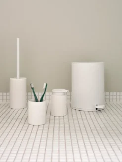 Zone Denmark Karma pedaalemmer 3 L, White< Pedaalemmers