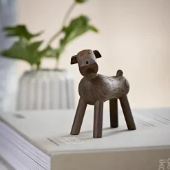 Kay Bojesen Denmark Kay Bojesen hond Tim, gerookt eiken< Houten Beelden|Kinderkamer Interieuraccessoires