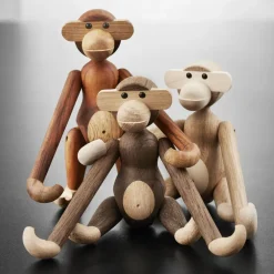Kay Bojesen Denmark Kay Bojesen houten aap klein, eiken - gerookt eiken< Kinderkamer Interieuraccessoires|Kinderkamer Interieuraccessoires