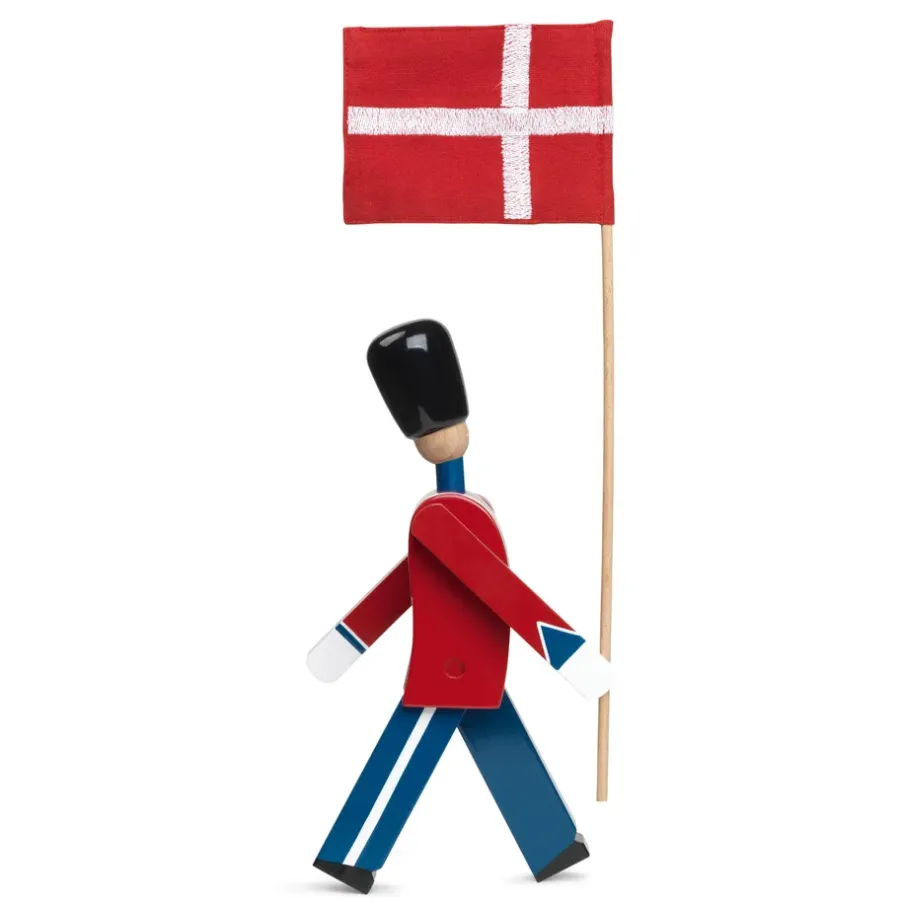 Kay Bojesen Denmark Kay Bojesen vaandeldrager met textielvlag, 29,5 cm.< Houten Beelden