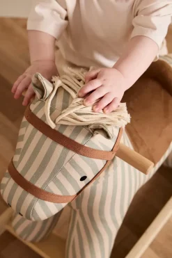 Kid's Concept schommelpaard, Sam< Kinderkamer Interieuraccessoires|Kinderkamer Interieuraccessoires