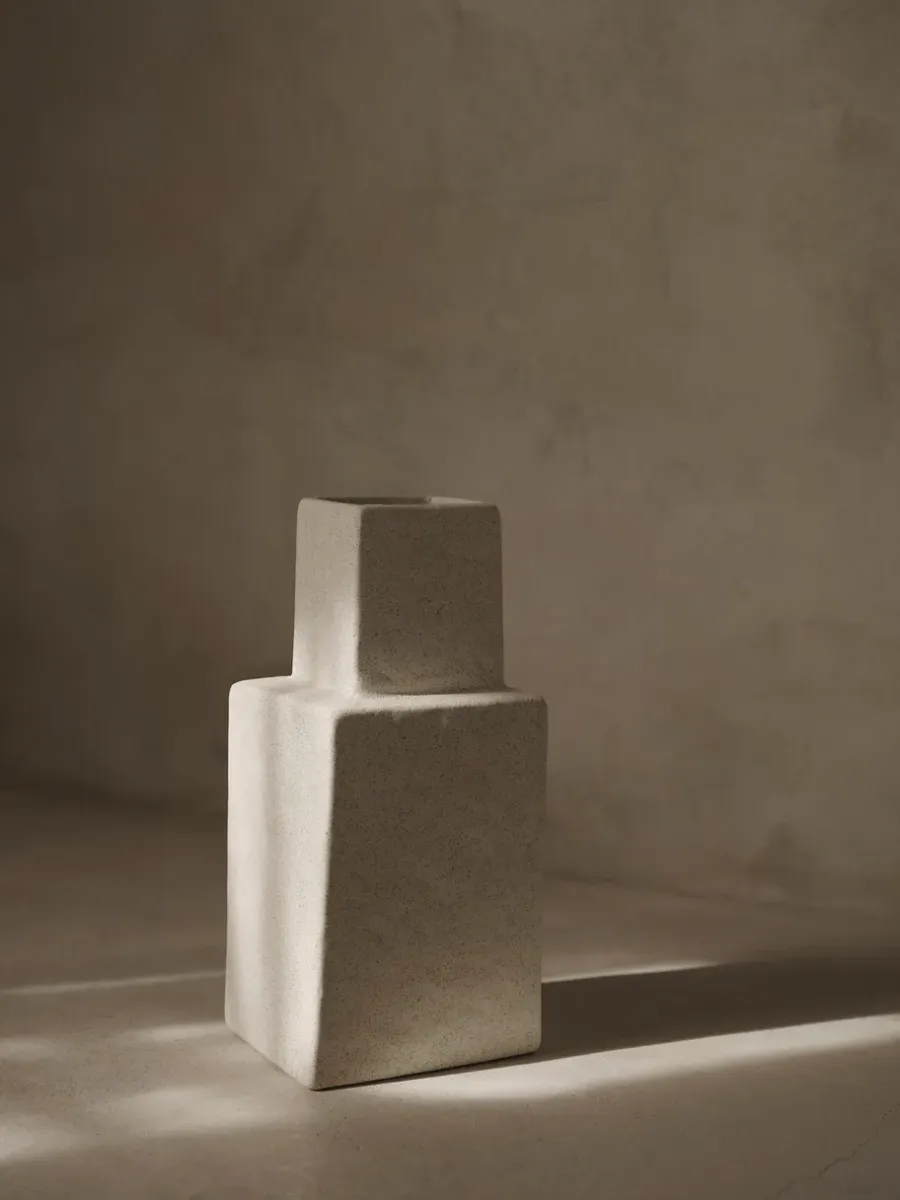 Ferm Living Koa vaas H29, Off white< Vazen