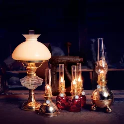 Karlskrona Lampfabrik Koholmen paraffine-lamp, robijnrood< Olie- & Petroleumlampen