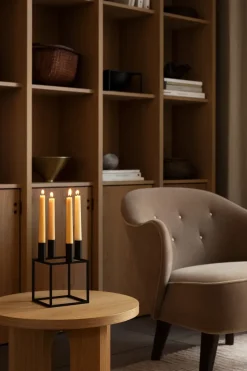 Audo Copenhagen Kubus 4 kandelaar, black (zwart)< Adventskandelaars & -Kaarsen