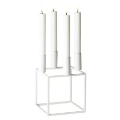 Audo Copenhagen Kubus 4 kandelaar, white (wit)< Adventskandelaars & -Kaarsen