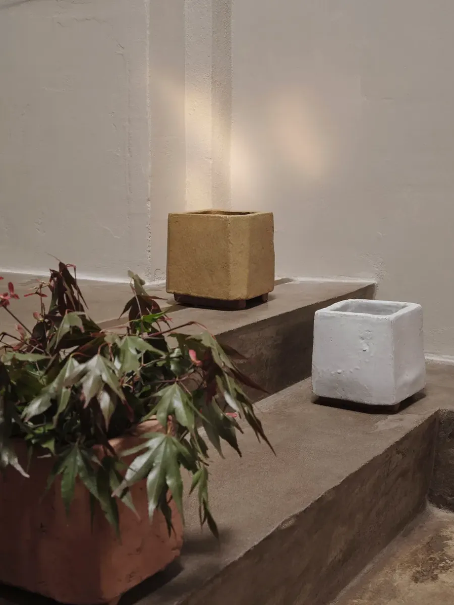 Ferm Living Kurinu pot 16 cm, Honey< Bloempotten