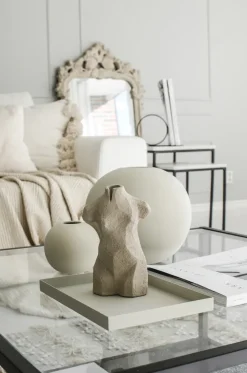 Cooee Design Leah sculptuur, Limestone< Sculpturen & Porseleinen Beelden