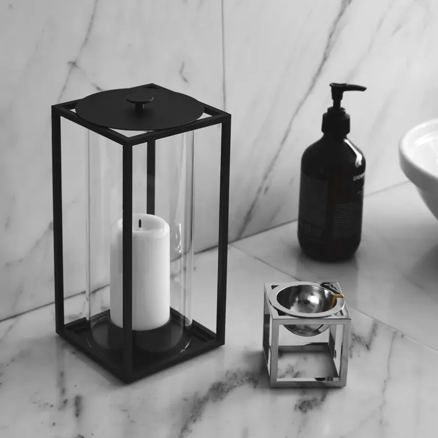 Audo Copenhagen Light'In lantaarn, zwart< Kaarsenhouders & Kaarsenborden