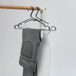 Brabantia Linn kleerhanger 4-pack, Zwart< Kapstokken & Hangrekken|Haken & Hangers