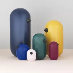 Normann Copenhagen Little Bird figuur, blauw - 4,5 cm.< Houten Beelden