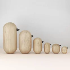 Normann Copenhagen Little Bird figuur eikenhout, 4,5 cm.< Houten Beelden