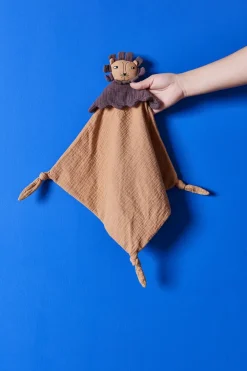 OYOY Lobo Lion knuffeldoekje 40x40 cm, Caramel< Kinderkamer Interieuraccessoires|Kinderkamer Interieuraccessoires