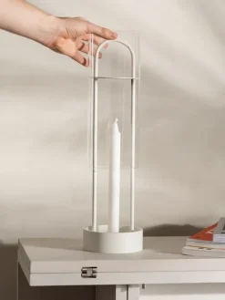 Design House Stockholm Lotus windlicht, wit< Kaarsenhouders & Kaarsenborden