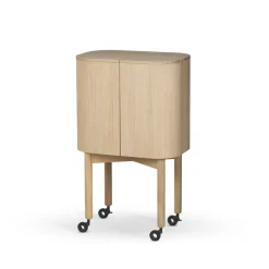 Northern Loud serveertrolley op wielen, Light oiled oak< Kasten & Vitrines