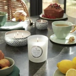 Voluspa Maison Blanc Mini Tin geurkaars 25 uur, Moroccan Mint Tea< Geurkaarsen & Aroma Diffusers