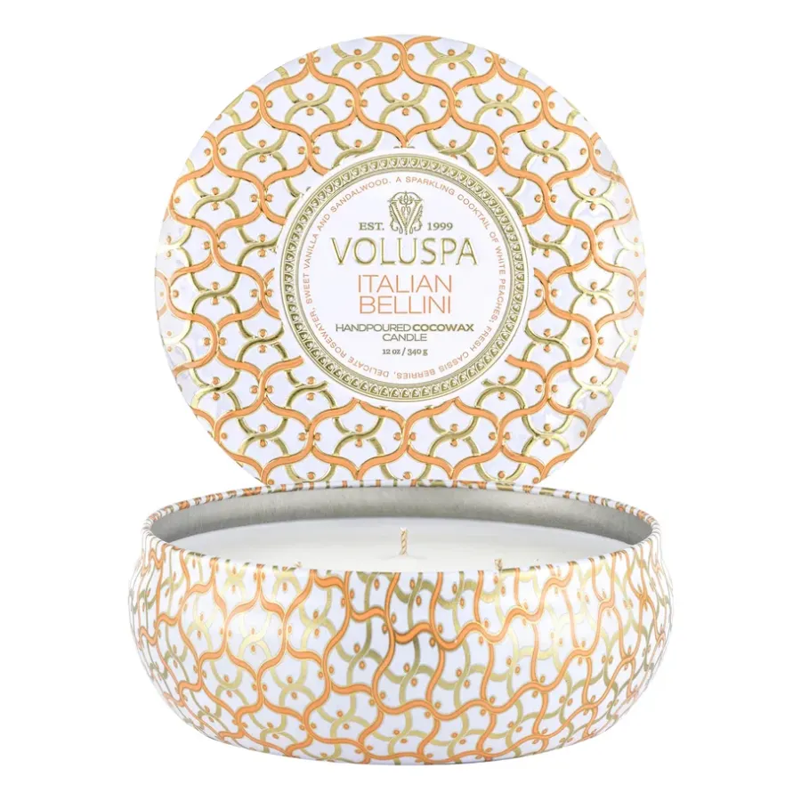 Voluspa Maison Blanc 3-wick Tin geurkaars 40 uur, Italian Bellini< Geurkaarsen & Aroma Diffusers