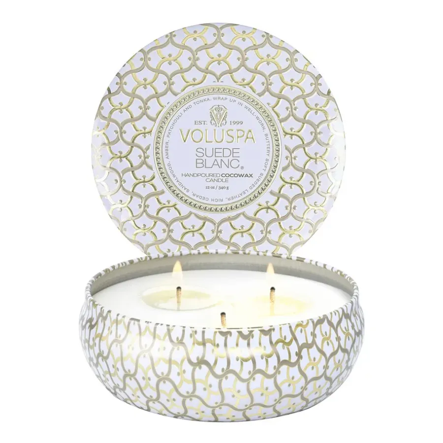 Voluspa Maison Blanc 3-wick Tin geurkaars 40 uur, Suede Blanc< Geurkaarsen & Aroma Diffusers