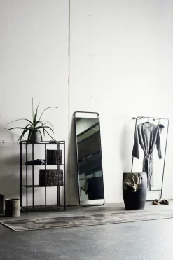MUUBS Manhattan High wandrek 65,5x33x111 cm, Black< Planken & Planksystemen