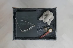 Mette Ditmer Marble decoratie dienblad large 30x40 cm, Black-grey< Decoratieve Accessoires|Decoratieve Dienbladen