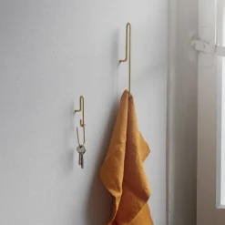 MOEBE Wall hook large, Matgoud< Haken & Hangers