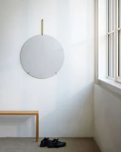 MOEBE wandspiegel Ø70 cm, Stainless steel< Wandspiegels