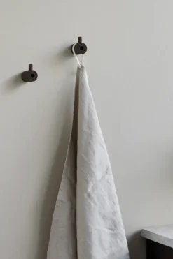 MOEBE wooden wall hook haak, Gerookt eikenhout< Haken & Hangers