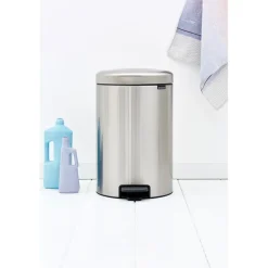 Brabantia New Icon pedaalemmer 20 liter, Matt steel fingerprint proof< Pedaalemmers