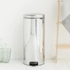 Brabantia New Icon pedaalemmer 30 liter, matt steel< Pedaalemmers