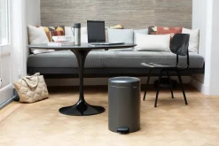 Brabantia New Icon pedaalemmer 20 liter, Confident Grey< Pedaalemmers