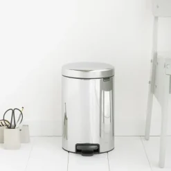 Brabantia New Icon pedaalemmer 12 liter, staal - glanzend< Pedaalemmers