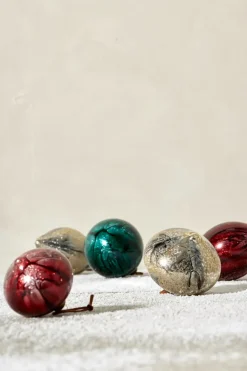 Lene Bjerre Nosille kerstbal 10 cm, Zilver-goud< Kerstdecoraties