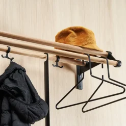 Essem Design Nostalgi 291 Hoedenplank, zwart, wit frame< Garderobehaken & Hoedenplanken