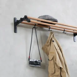 Essem Design Nostalgi hoeden-/schoenenplank, Bamboe-zwart< Garderobehaken & Hoedenplanken