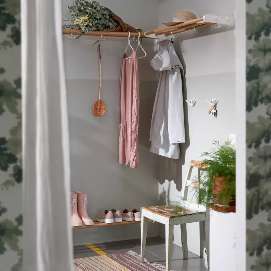 Essem Design Nostalgi hoeden-/schoenenplank, eiken-wit< Garderobehaken & Hoedenplanken
