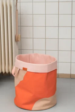 Mette Ditmer Nova Arte wasmand 40x40x50 cm, Latte-orange< Wasmanden