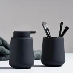 Zone Denmark Nova One Zeeppomp, matcha green< Zeepdispensers & Zeepschaaltjes