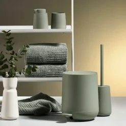 Zone Denmark Nova One Zeeppomp, matcha green< Zeepdispensers & Zeepschaaltjes