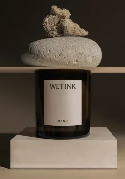 Audo Copenhagen Olfacte geurkaars Wet Ink, 235 g< Geurkaarsen & Aroma Diffusers