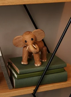 Spring Copenhagen Ollie decoratie olifant, Eikenhout-esdoorn< Houten Beelden
