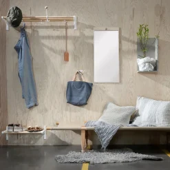 Essem Design Oskar haak, aluminium, berkenknop< Haken & Hangers