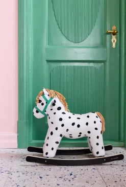 Kid's Concept Pippi hobbelpaard, Wit-zwart< Kinderkamer Interieuraccessoires|Kinderkamer Interieuraccessoires