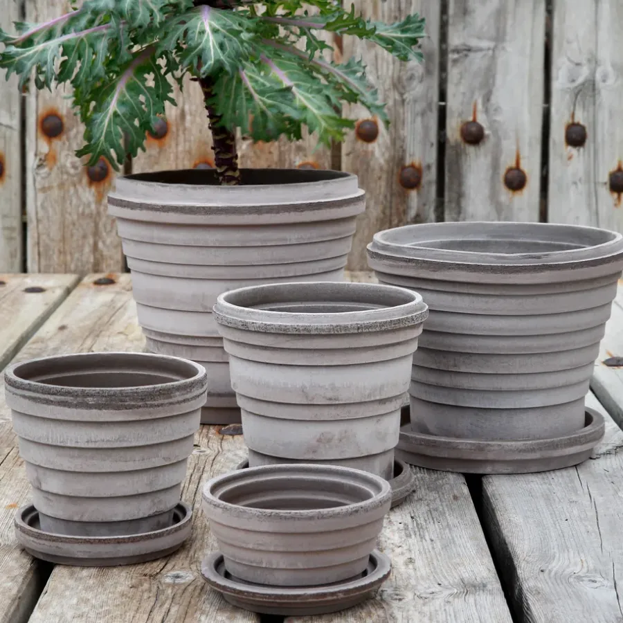 Bergs Potter Planet Venus pot Ø14 cm, Grijs< Bloempotten