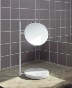 Normann Copenhagen Pose dubbelzijdige tafelspiegel 21x39 cm, Wit< Tafelspiegels